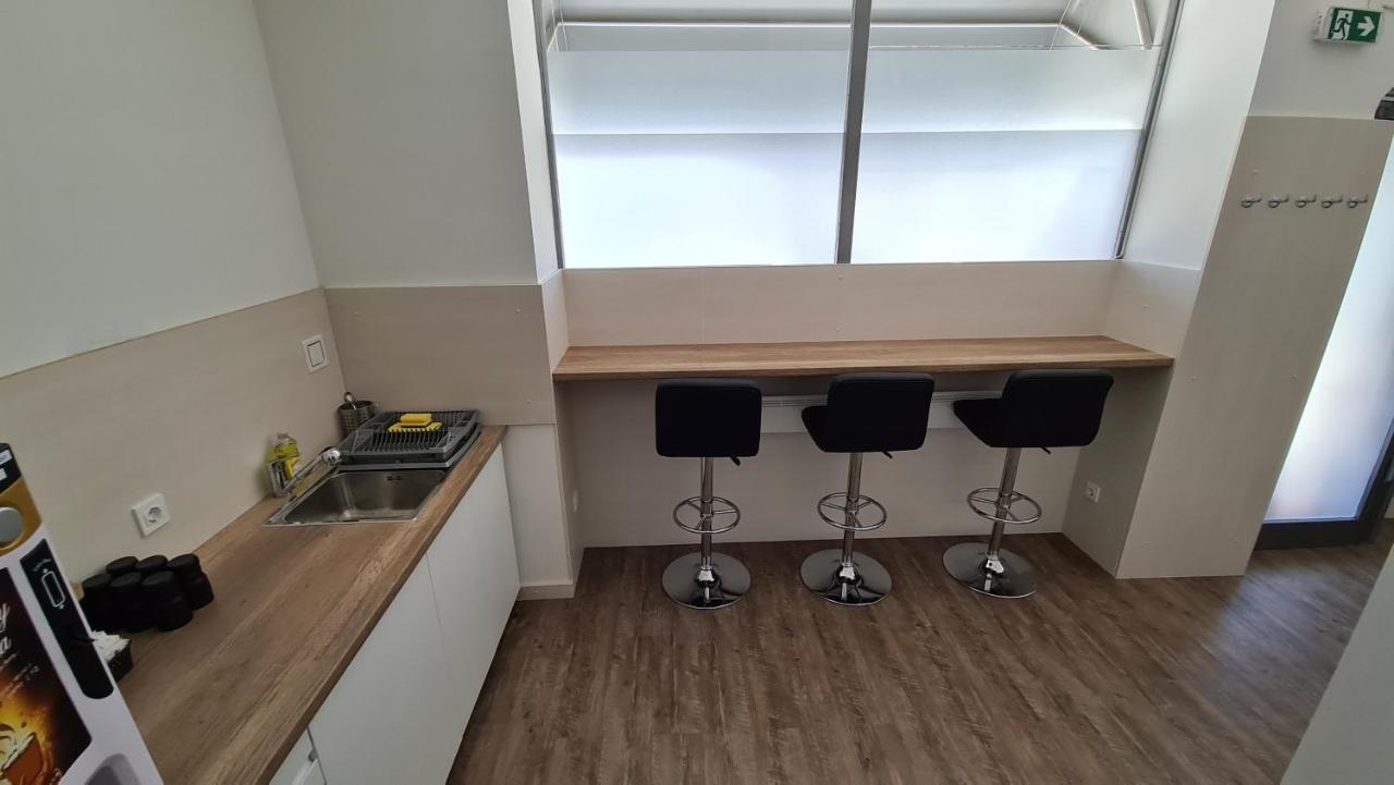 Cabin Hostel ليوبليانا المظهر الخارجي الصورة